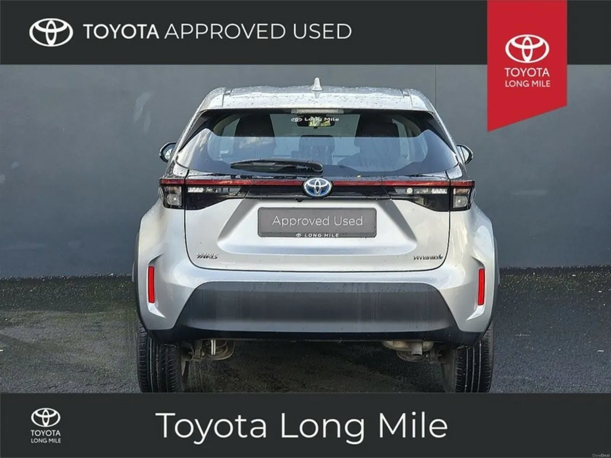 Toyota Yaris Cross 1.5 Hybrid Luna 5Dr - Image 4