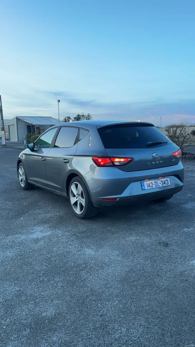 Low mileage 142 Seat Leon S 1.2 tsi - Image 4