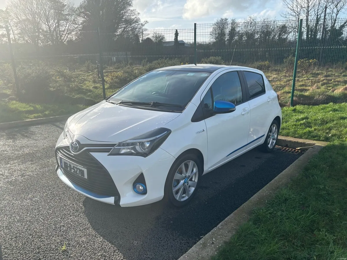 Toyota Yaris, Hybrid.auto - Image 4
