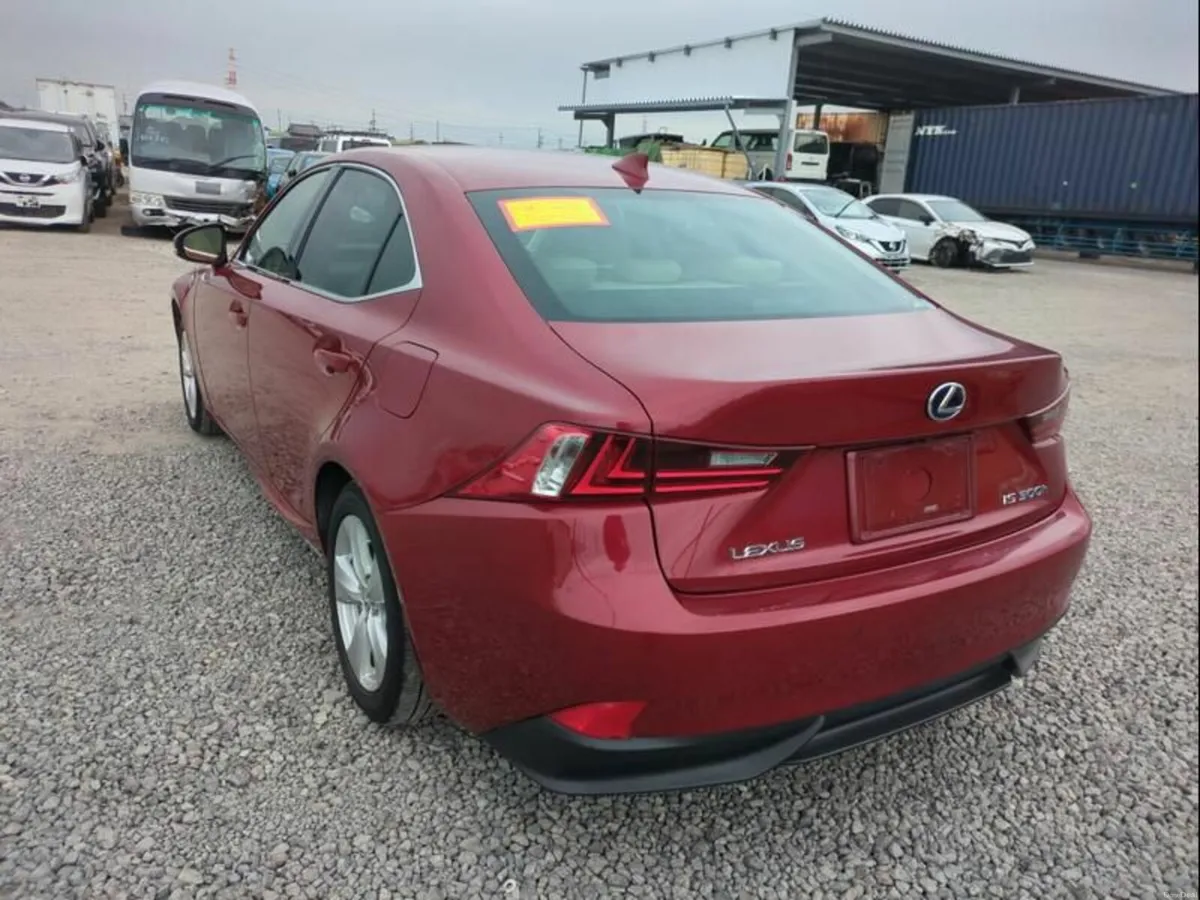2015 lexusIS300h / Low Miles - Image 2