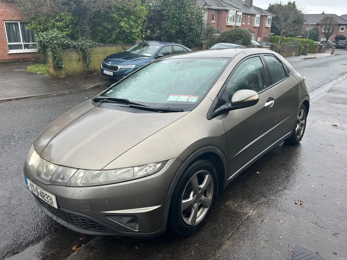 Honda Civic 2007 - Image 1