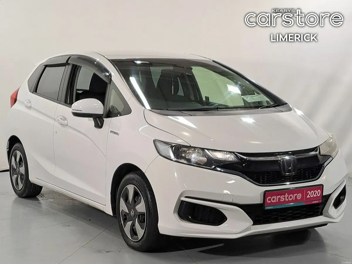Honda Fit 1.5 HYBRID AUTO - Image 1
