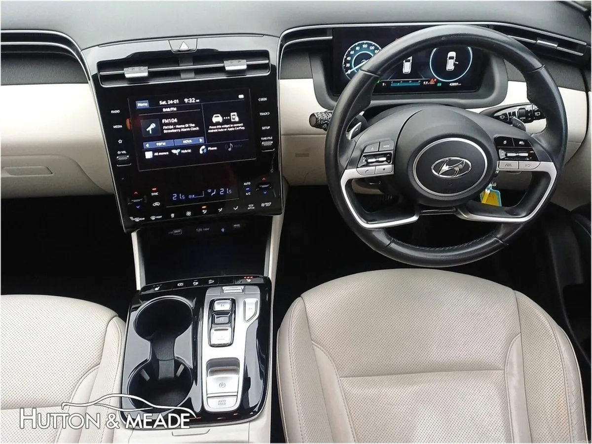 Hyundai Tucson Executive HEV 1.6 Petrol 5dr - Image 4