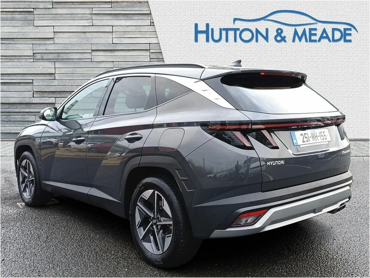 Hyundai Tucson Executive Plus 1.6 Diesel 5dr - Image 3