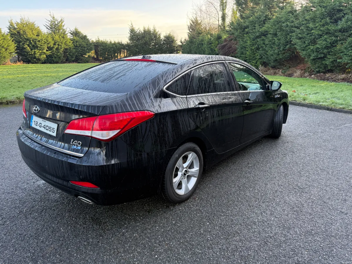 Hyundai i40/ high spec / serviced / 135k miles - Image 3
