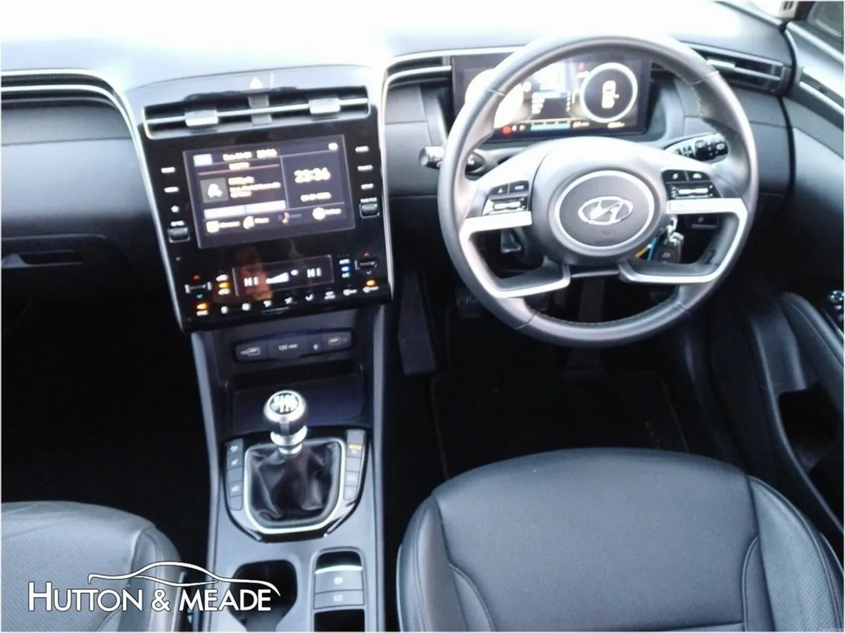 Hyundai Tucson Executive 2T 1.6 Diesel 5dr - Image 4