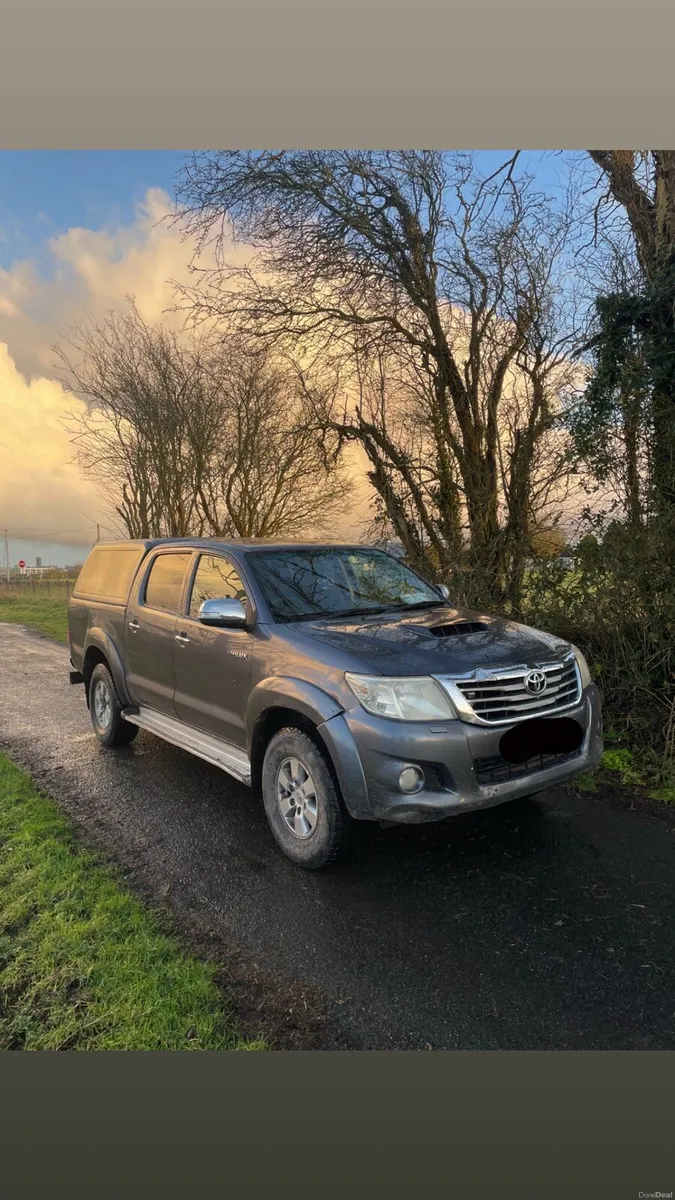 Toyota Hilux - Image 1