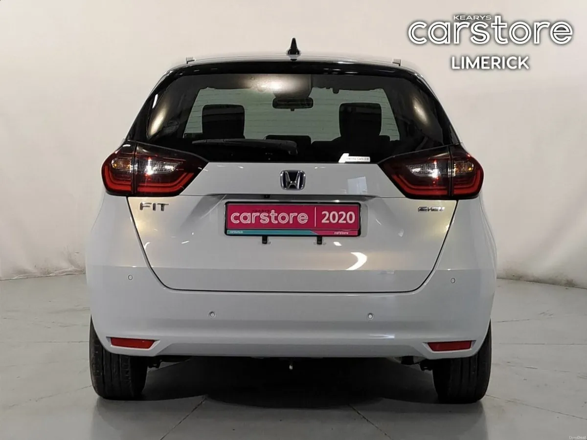 Honda Fit 1.5 HYBRID - Image 4