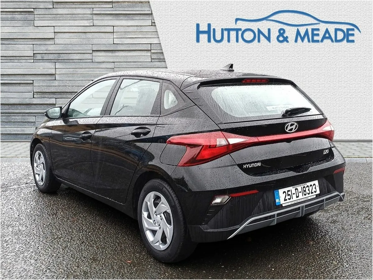 Hyundai i20 Classic 1.2 Petrol 5dr - Image 3