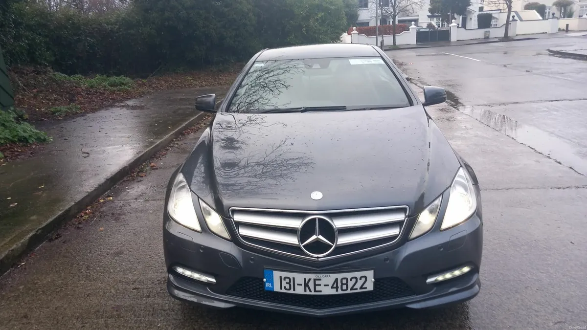 Mercedes-Benz E-Class 2013 - Image 4