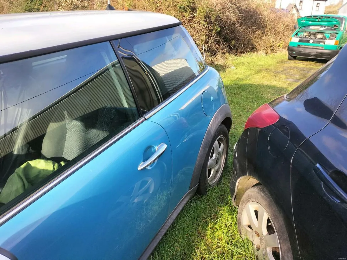 Mini cooper &Peugeot 308 - Image 4