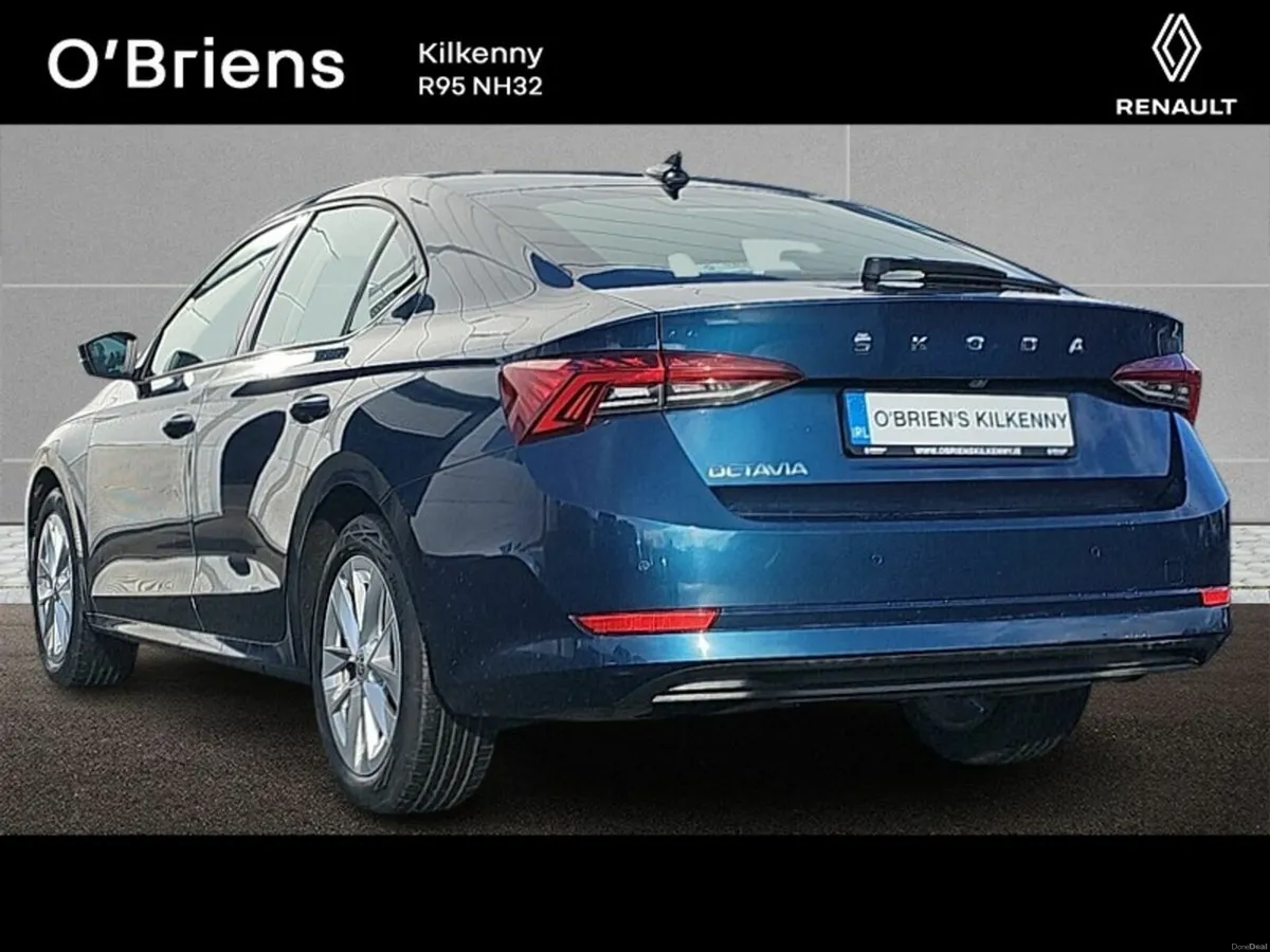 Skoda Octavia AMBITION 1.0 TSI 110 BHP 4DR *1 OWNE - Image 3