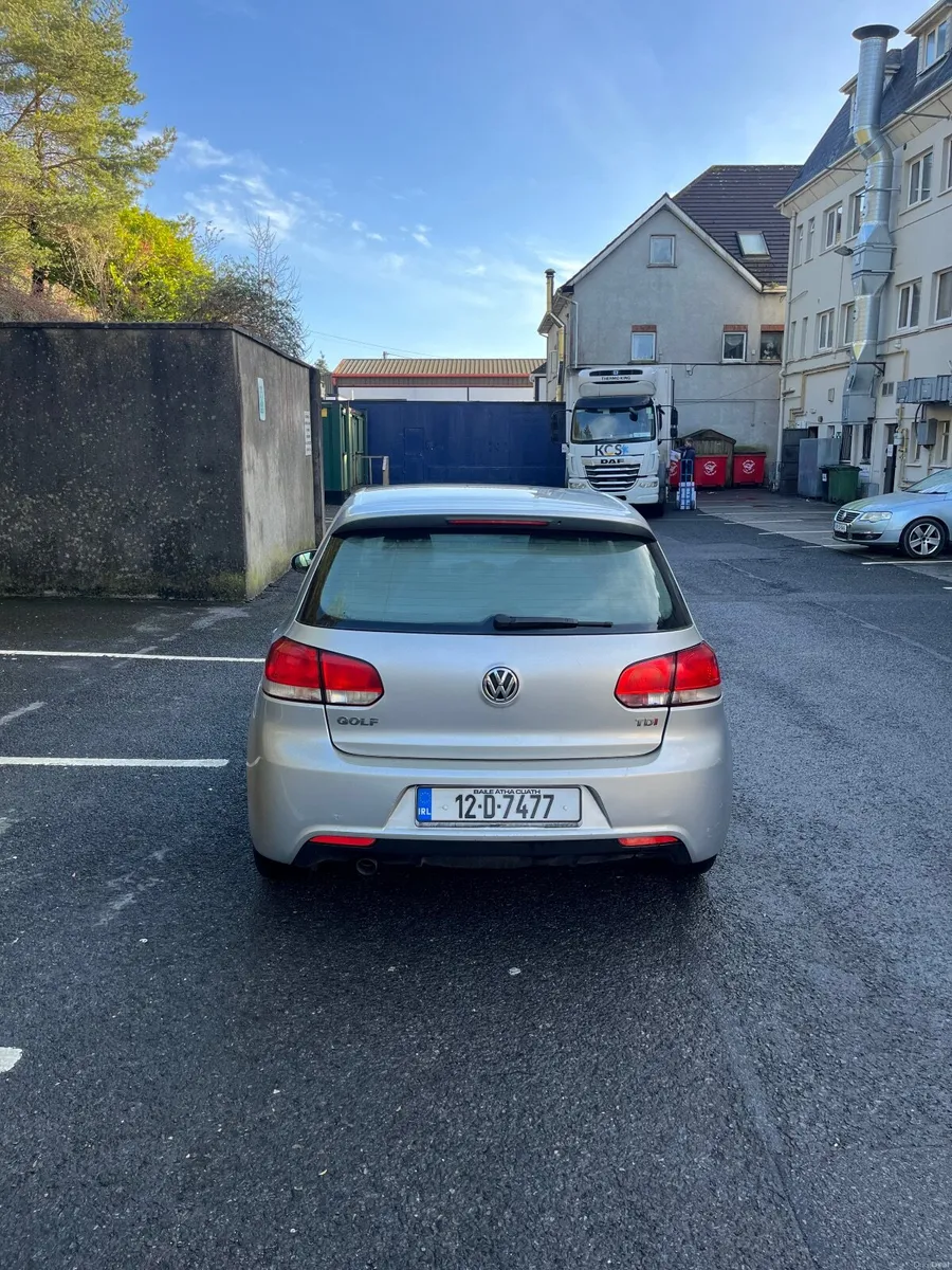 Volkswagen Golf 2012 - Image 1