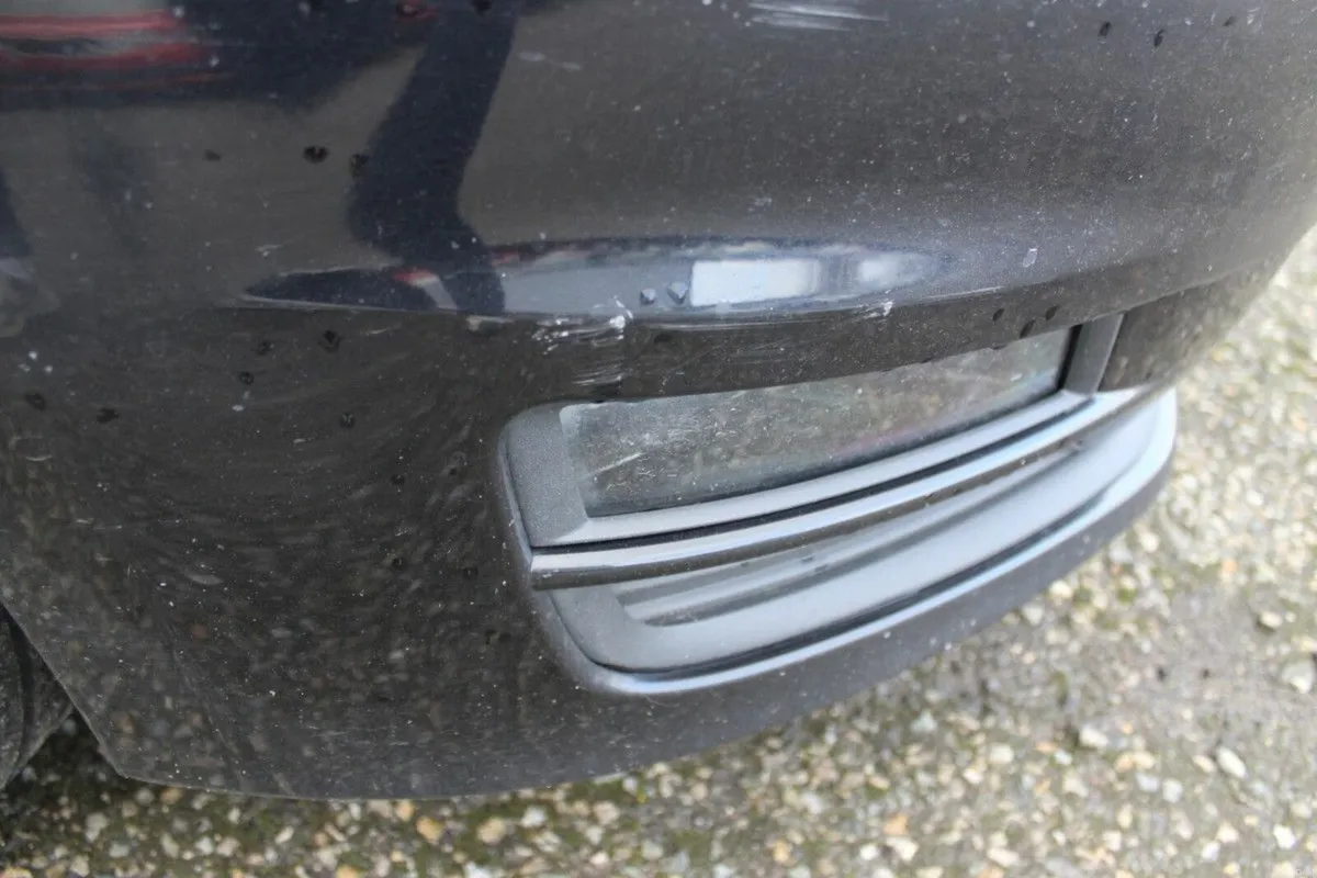 Volkswagen Golf 1.6 TDI 105HP COMFORTLINE 3DR - TE - Image 4