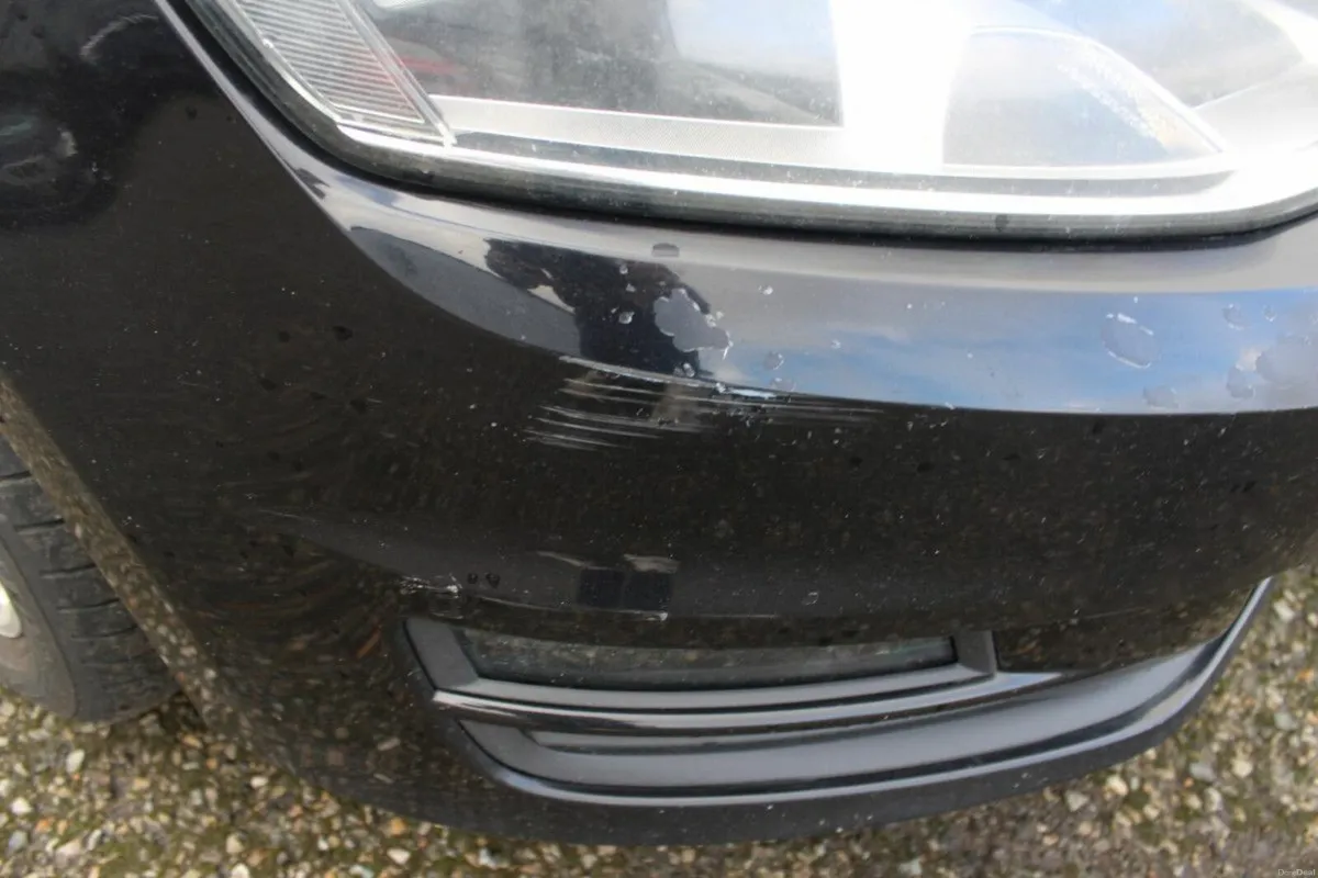 Volkswagen Golf 1.6 TDI 105HP COMFORTLINE 3DR - TE - Image 3