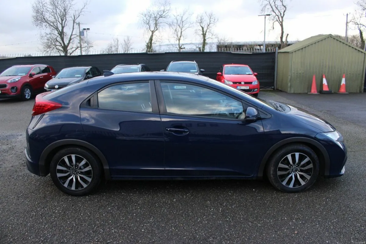 Honda Civic 1.6 I-DTEC ES- TENDER 40 - GRADE 2 - Image 3