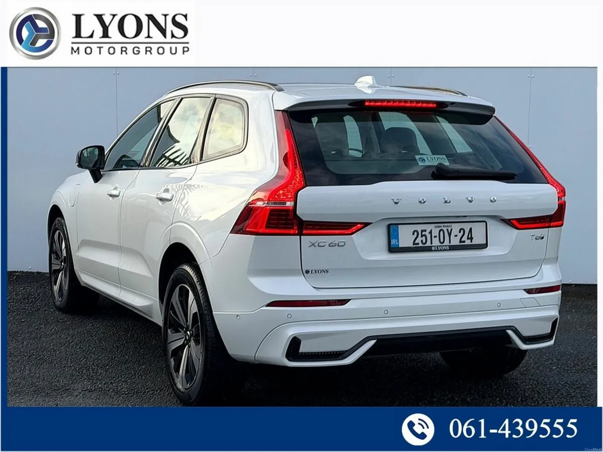 Volvo XC60 T6 AWD PHEV Plus Dark - Image 2
