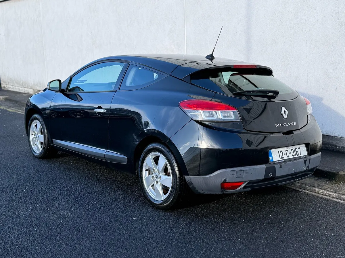 2012 Renault Megane TOM TOM edition ✅ - Image 2