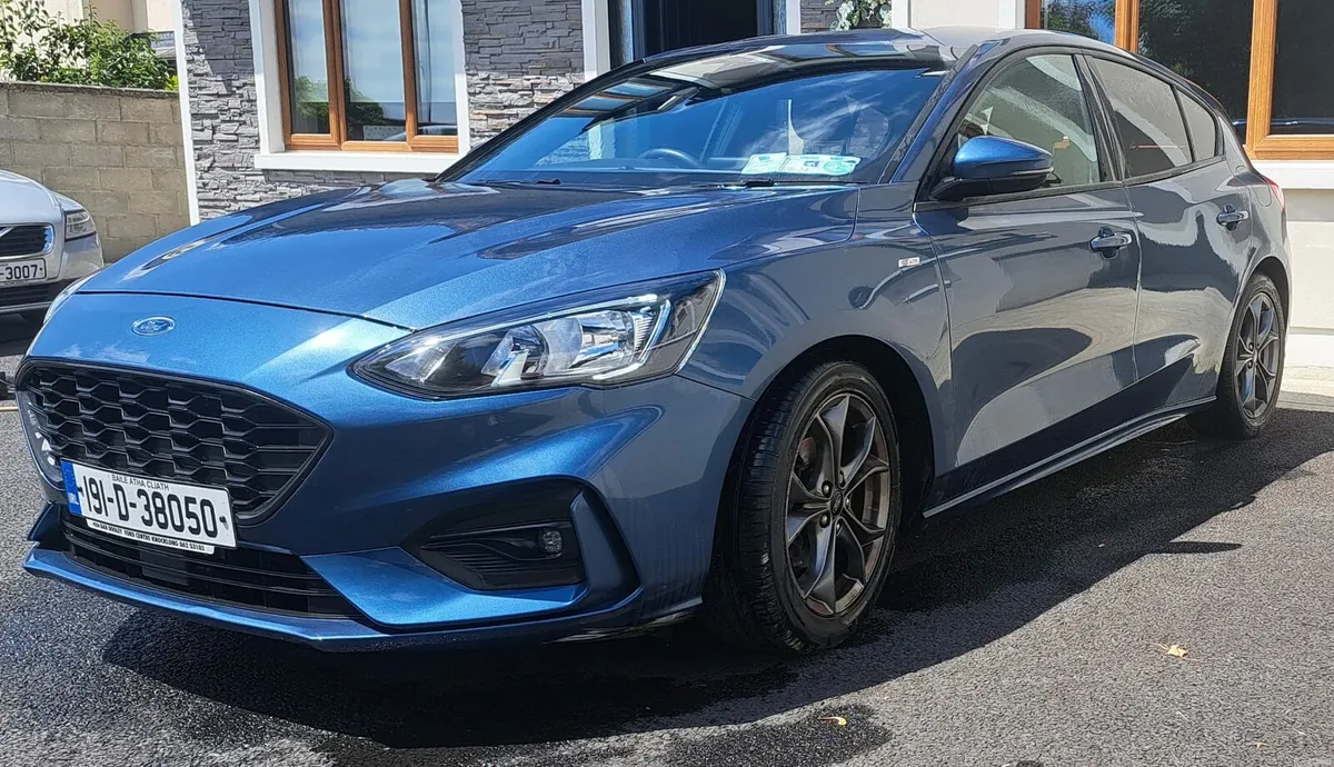 Ford Focus ST line - Image 2