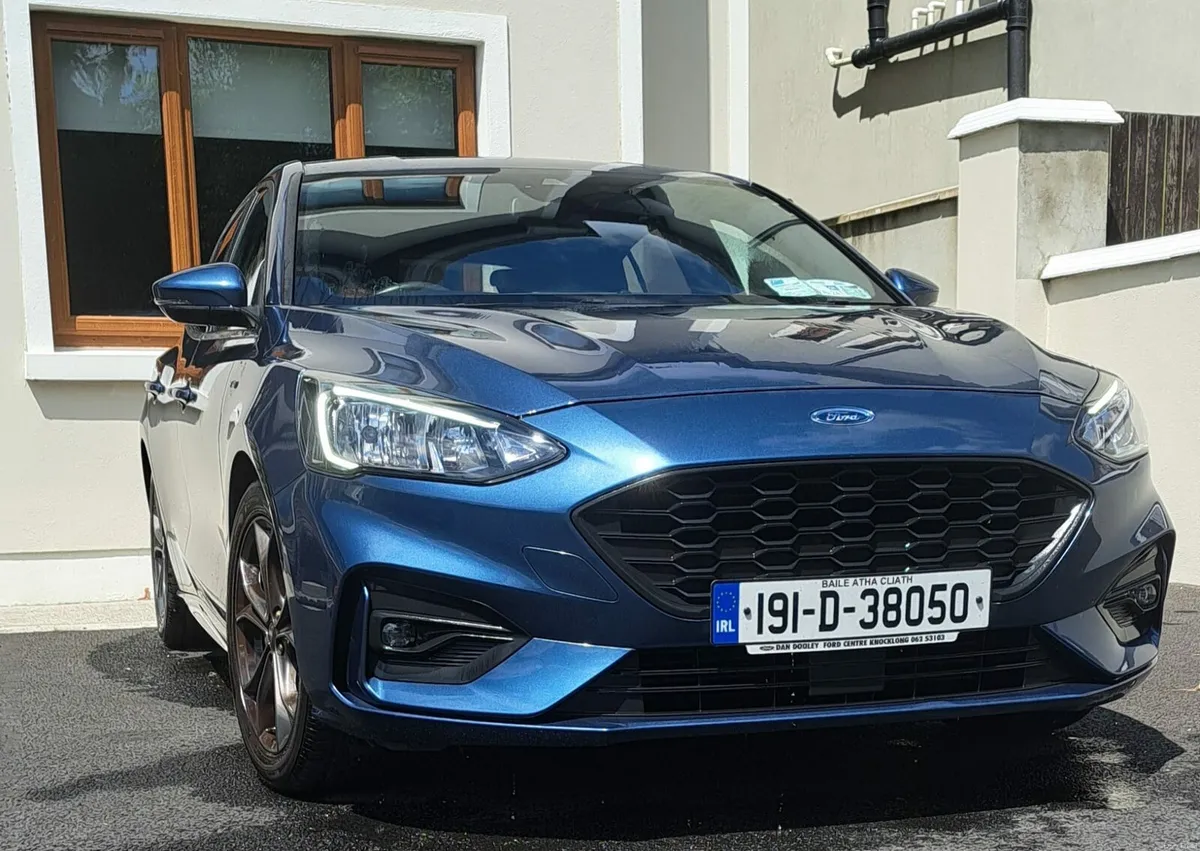 Ford Focus ST line - Image 1
