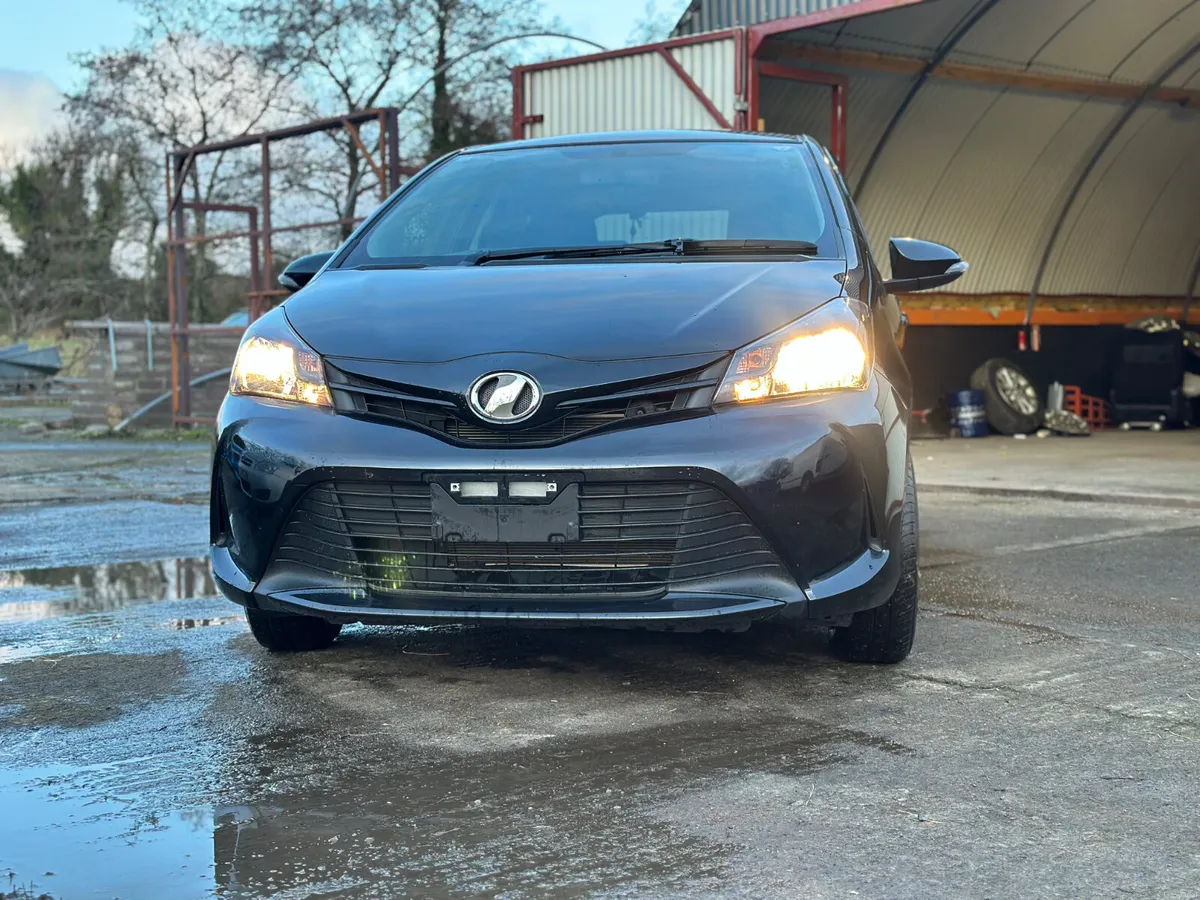 Toyota Yaris 2015 | 1.3Petrol| Automatic 26k kms - Image 2