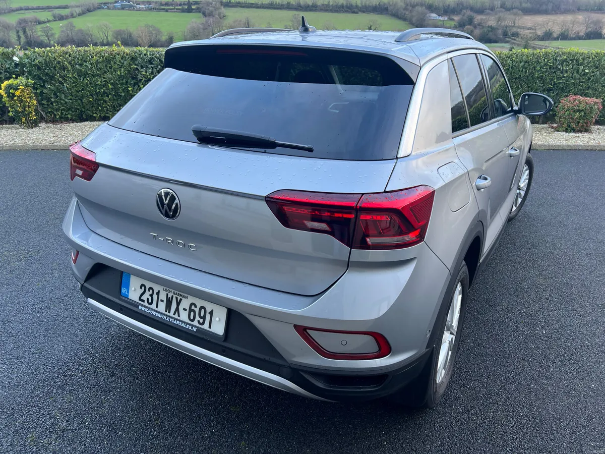 2023 (231) VW T-Roc 2.0 Diesel Life - Image 3
