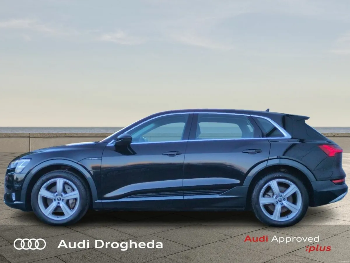 Audi e-tron e-tron quattro - Image 4