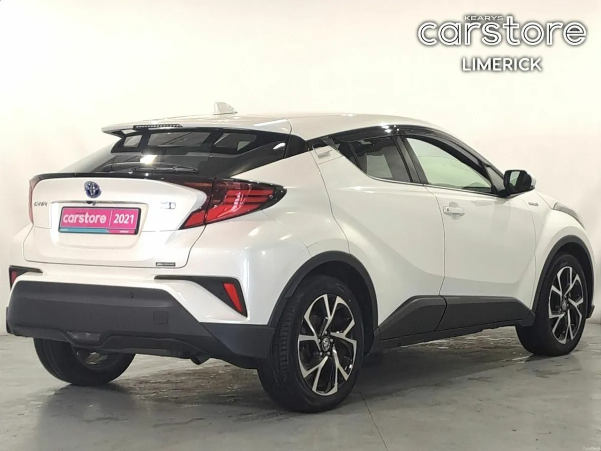 Toyota C-HR 1.8 HEV Auto - Image 3