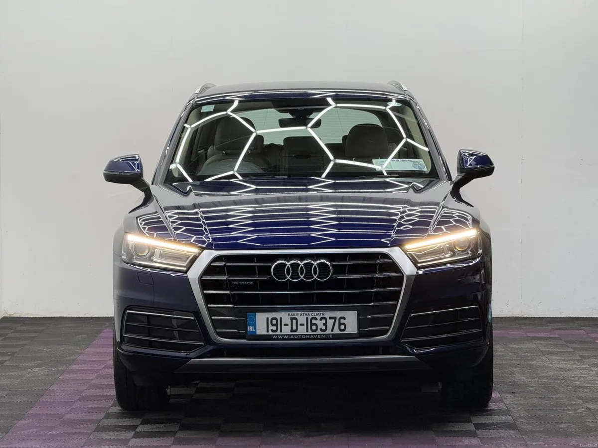2019 Audi Q5 SE Quattro , Automatic - Image 2