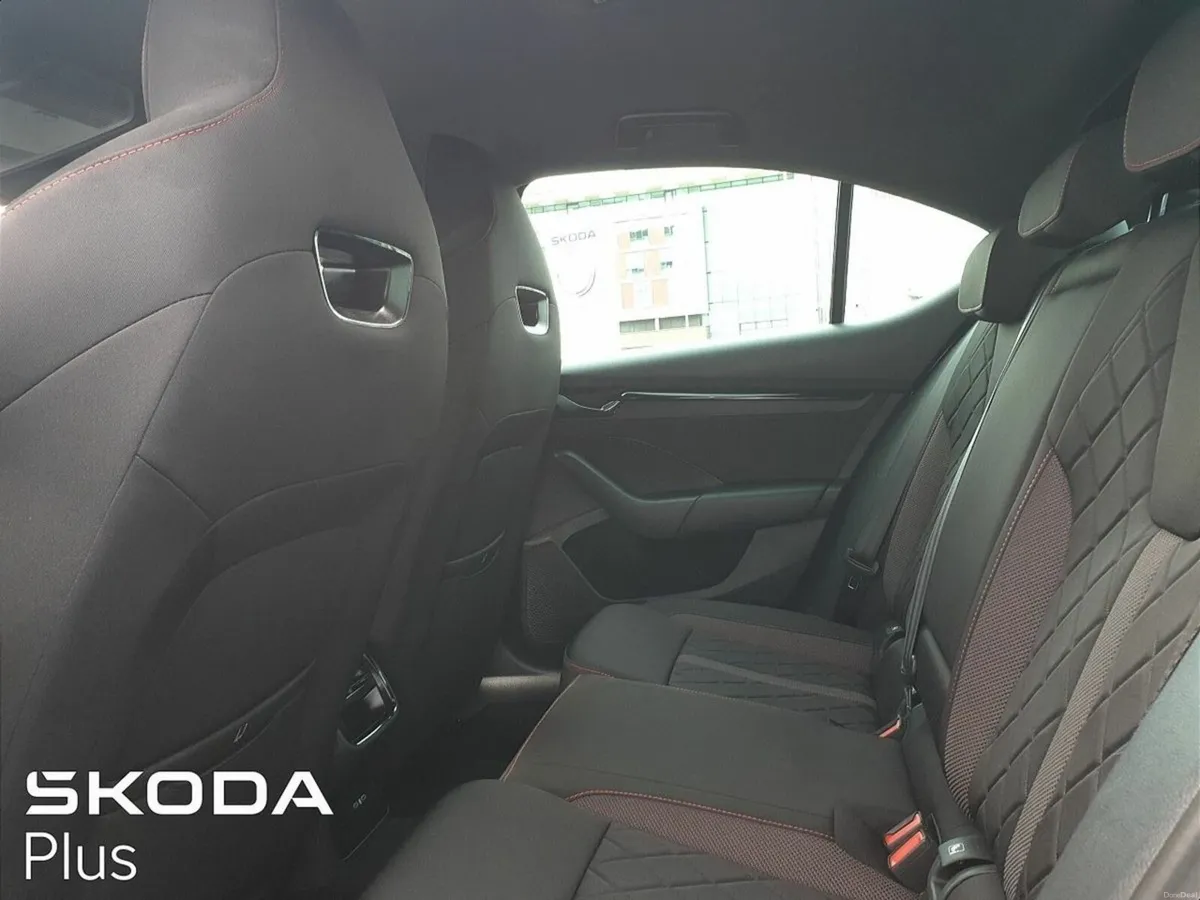 Skoda Octavia RS 1.4TSI 245bhp DSG - Image 4