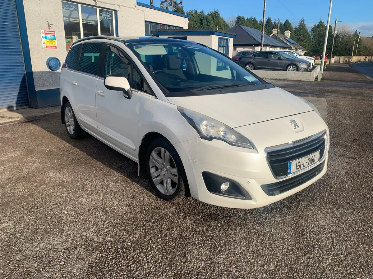 151 Peugeot 5008 - Image 2