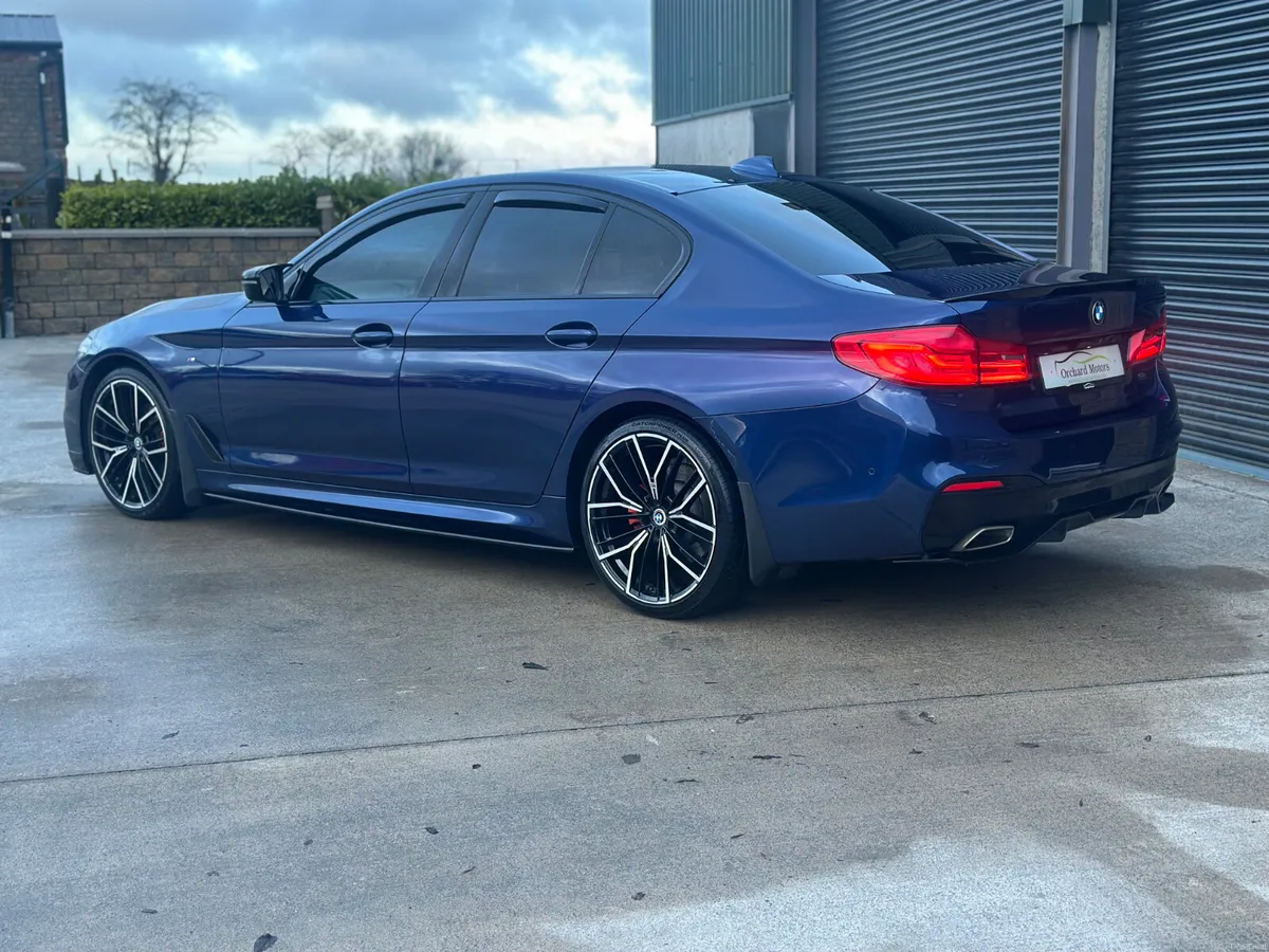 BMW 5-Series 2018 520d M-Soort - Image 2