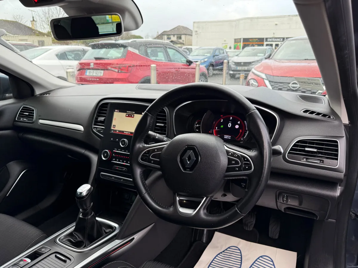 2019 Renault Megane Estate 1.5 Diesel - Image 4