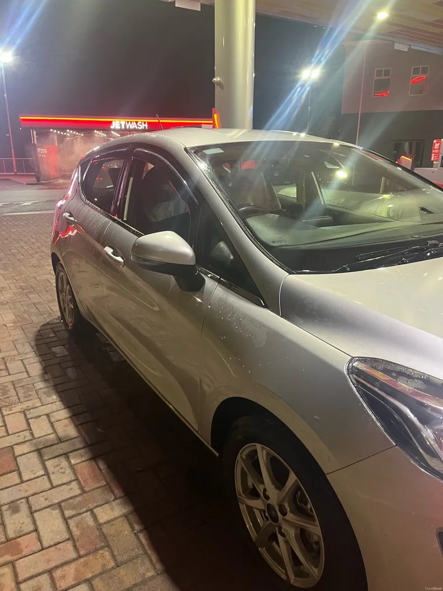 2018 ford fiesta 1.1 peteol - Image 4