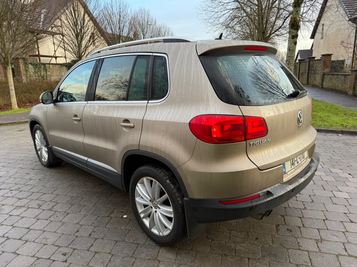 Volkswagen Tiguan 2014 LOW MILEAGE - Image 5