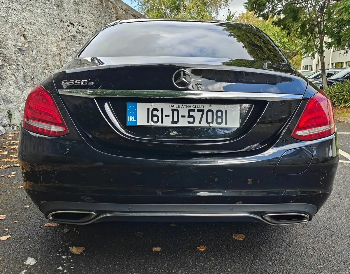 Mercedes-Benz C-Class 2016 - Image 2