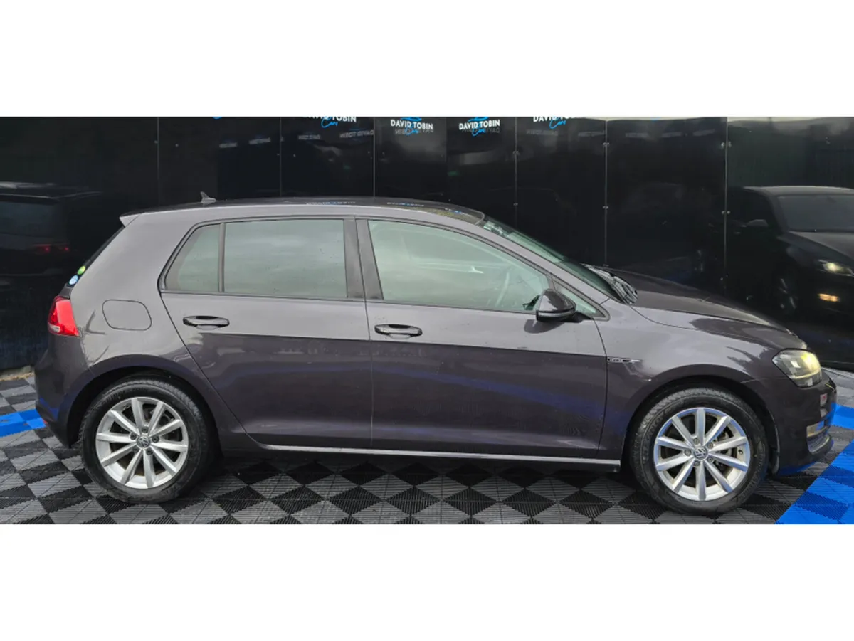 Volkswagen Golf LOUNGE 1.2 TSI AUTO - Image 3