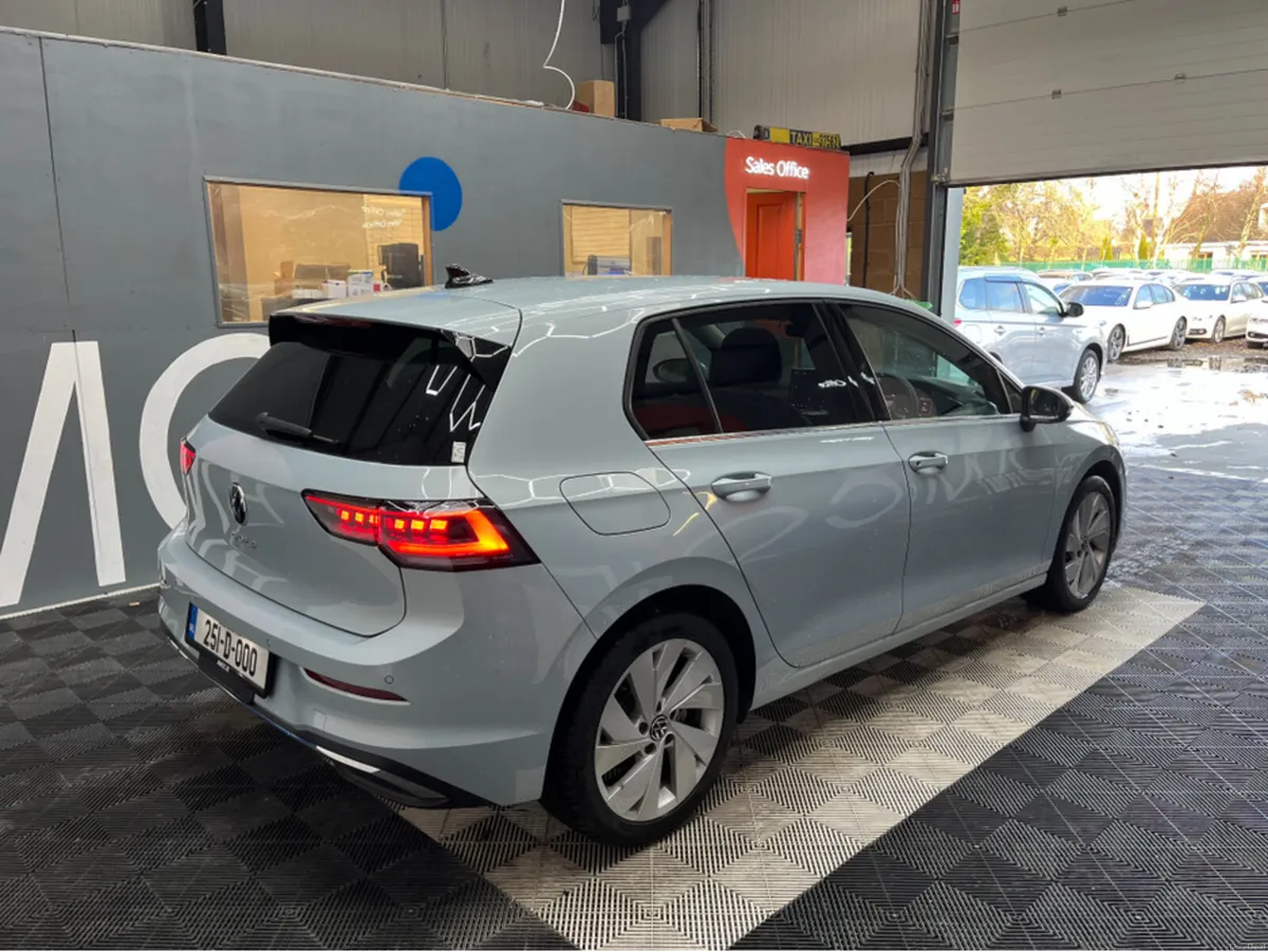 Volkswagen Golf €35950 2025 VOLKSWAGEN GOLF 2.0 TD - Image 2