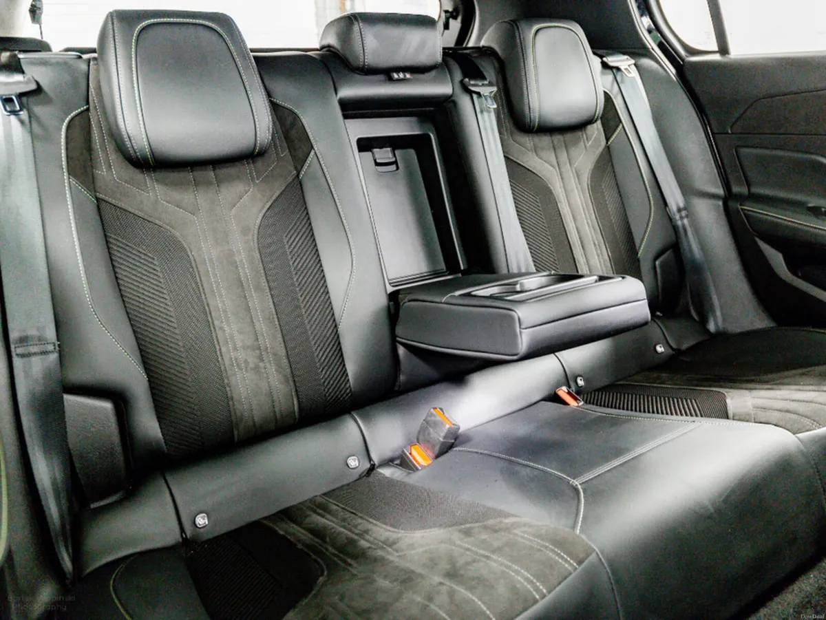 Peugeot 308 E-GT 54kWh Auto 156HP - Image 4