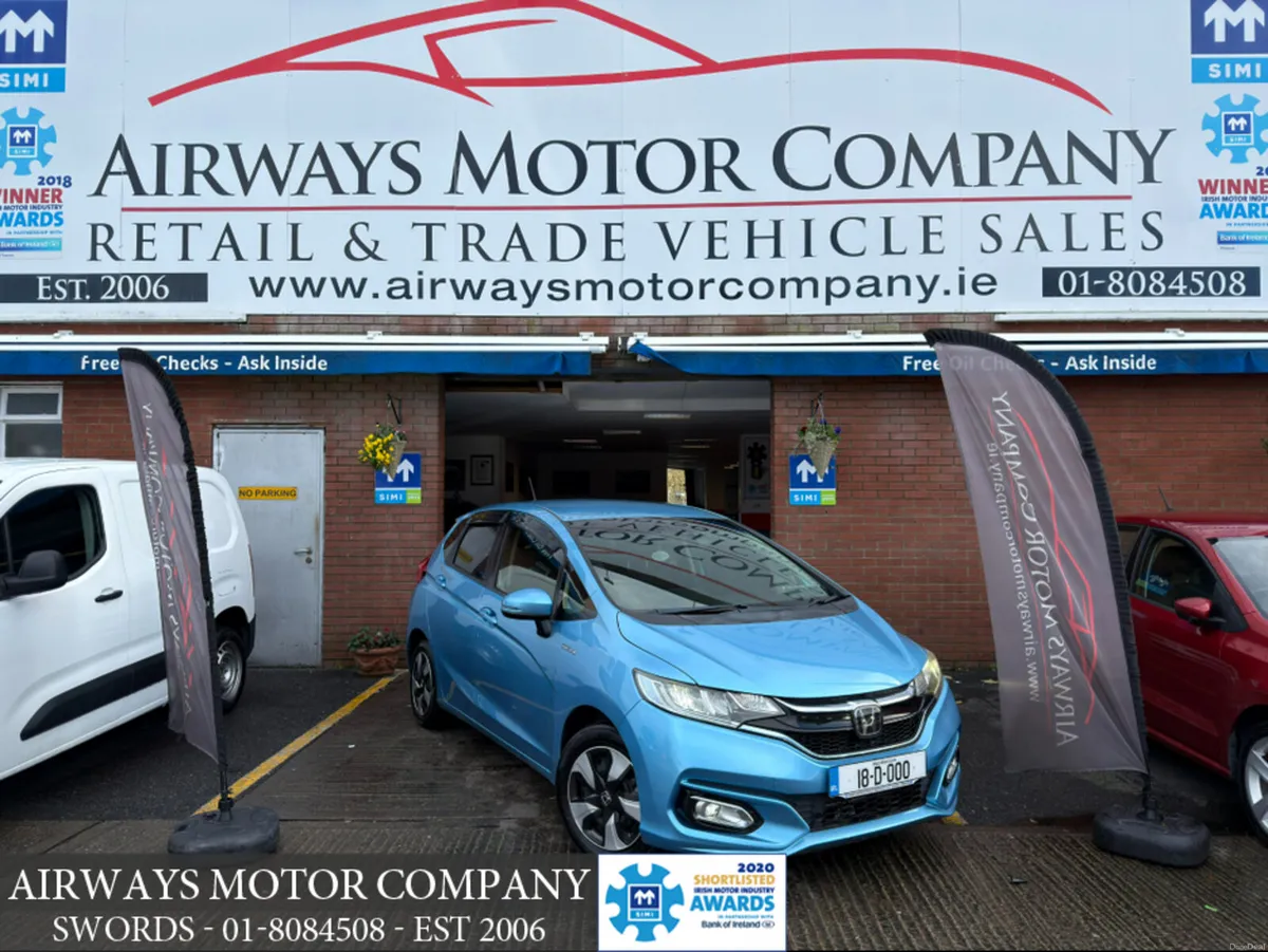 Honda Fit 1.5 HYBRID AUTO - LOW KMS - Image 1