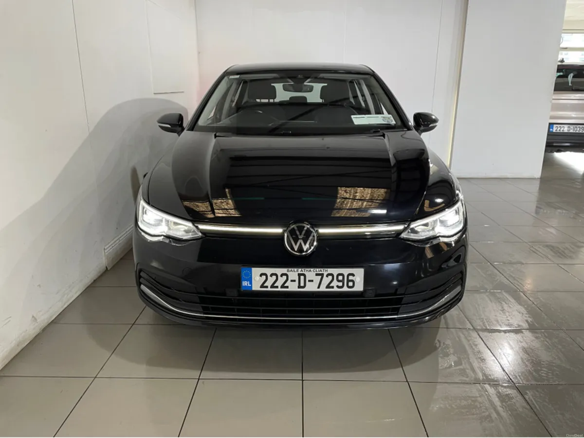 Volkswagen Golf STYLE 2.0 TDI 115HP 5DR - Image 2