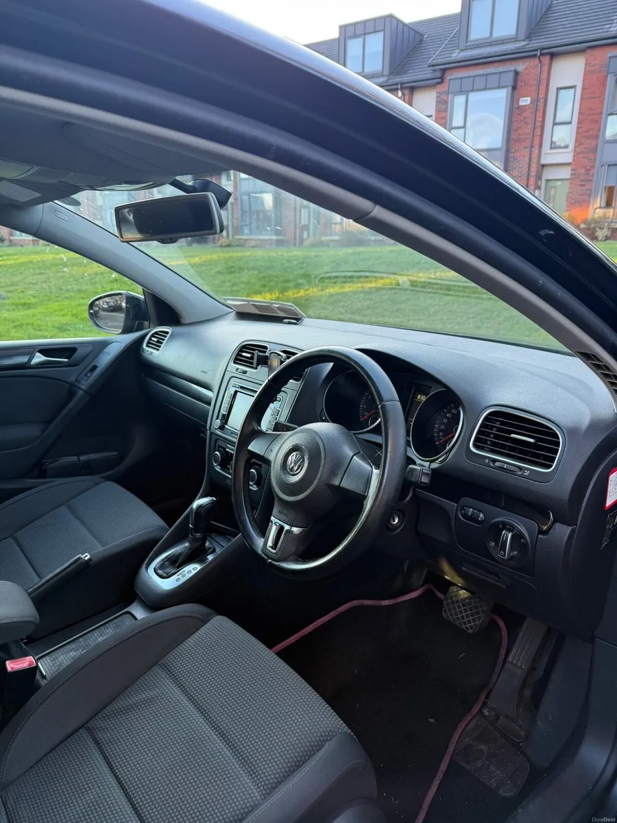 Volkswagen Golf 1.2 TSI Bluemotion Automatic - Image 2