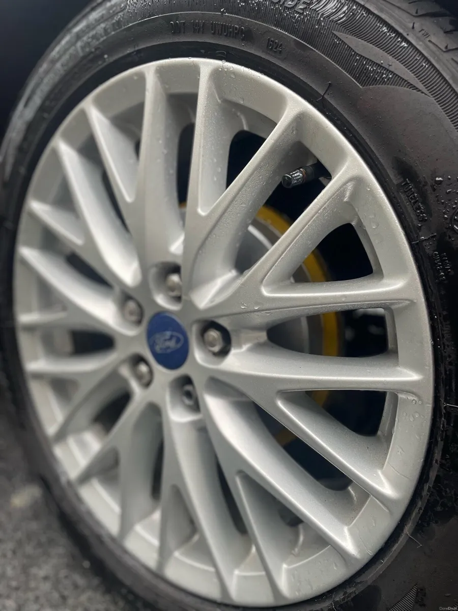 Ford focus ZETEC 1.6 - Image 4