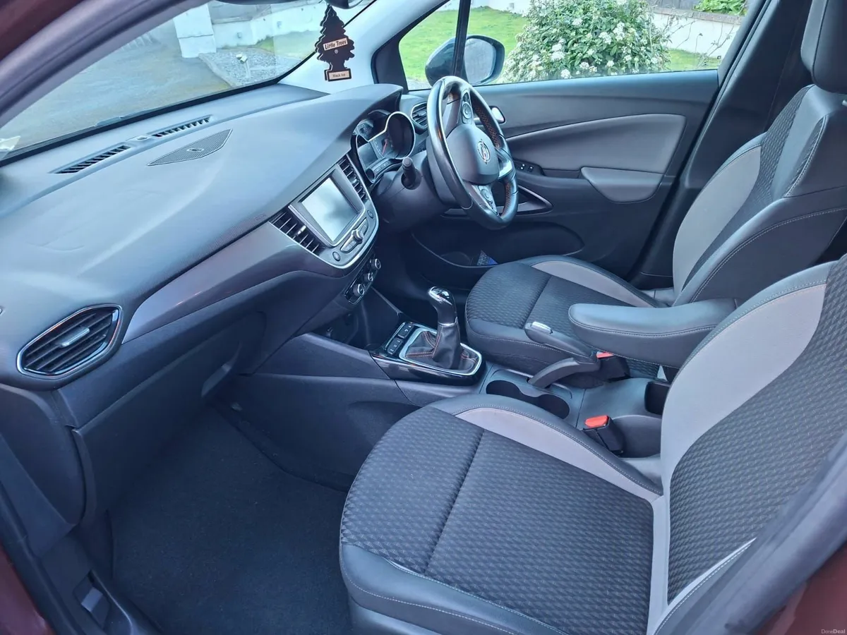 Opel Crossland X 2019 - Image 3