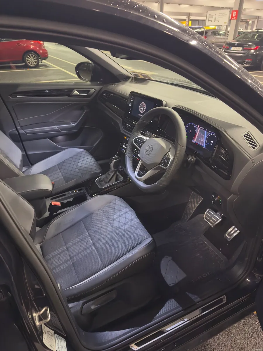 2023 VW T-Roc R-Line Plus DSG - Image 2