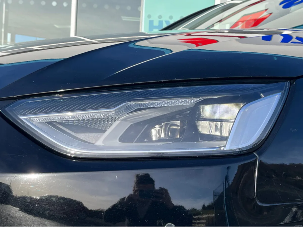 Audi A4 2.0 TDI TECHNIK 35 163PS 4DR SE AUTO - Image 3