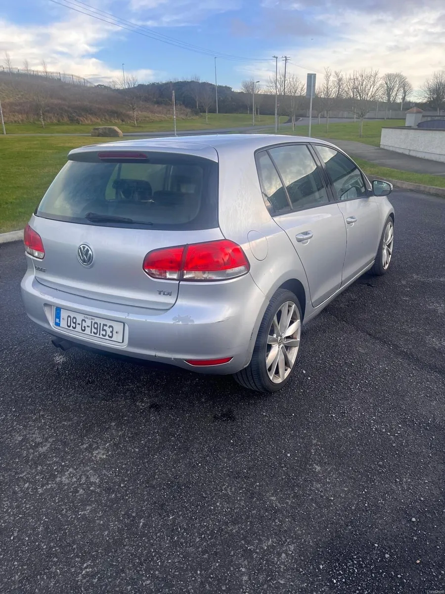 Volkswagen Golf - Image 4