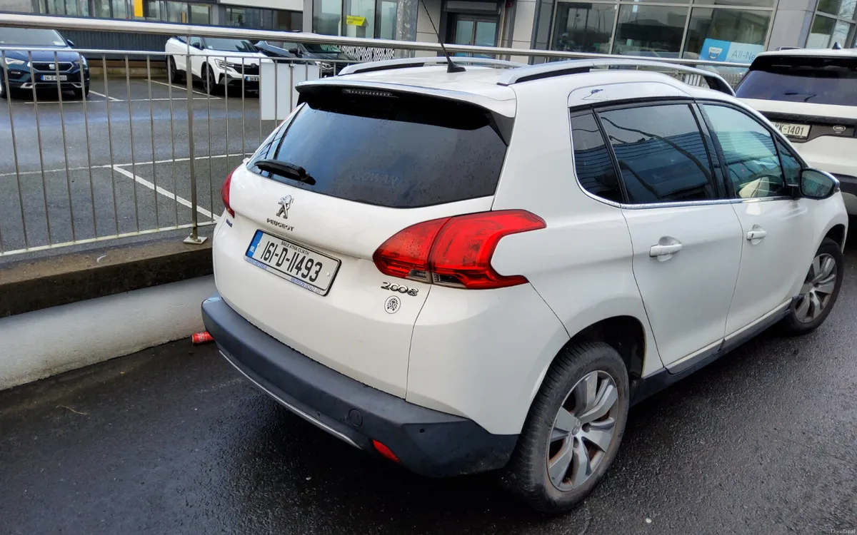 Peugeot 2008 2016 - Image 4