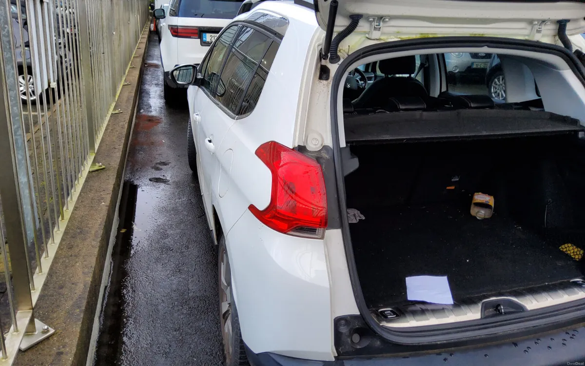 Peugeot 2008 2016 - Image 3