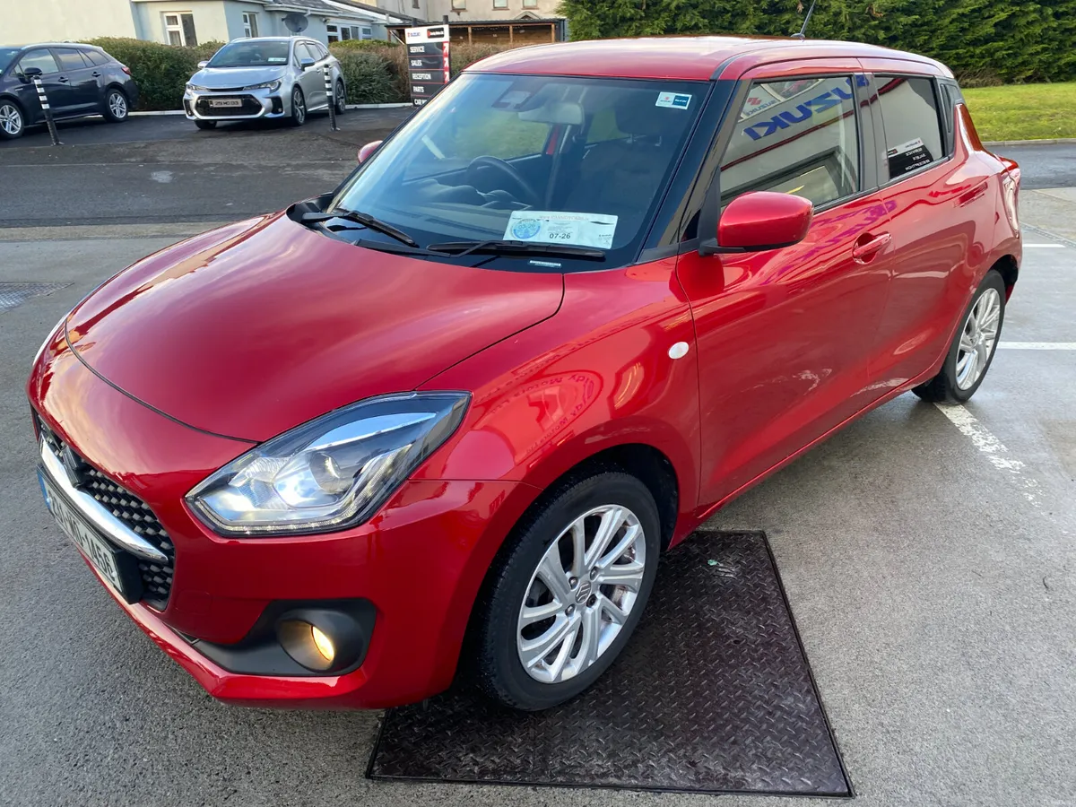 Suzuki Swift 1.2 Mild Hybrid SZ-T CVT - Image 3